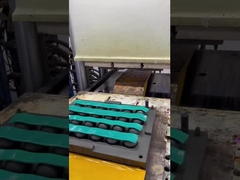 柔らかく堅い穴を跳ねる注文の高温はシリコーン ゴムの球ベルトの穴を着色します